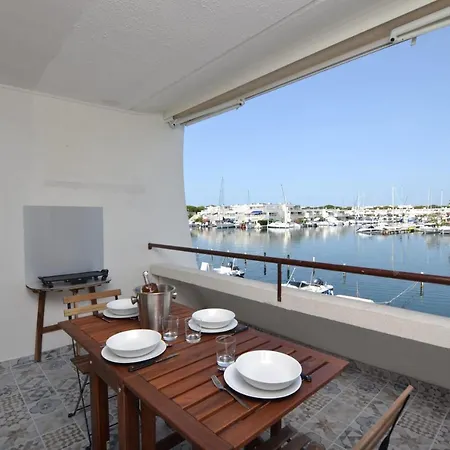 La Marina Des Camarguaises 5 Holiday home